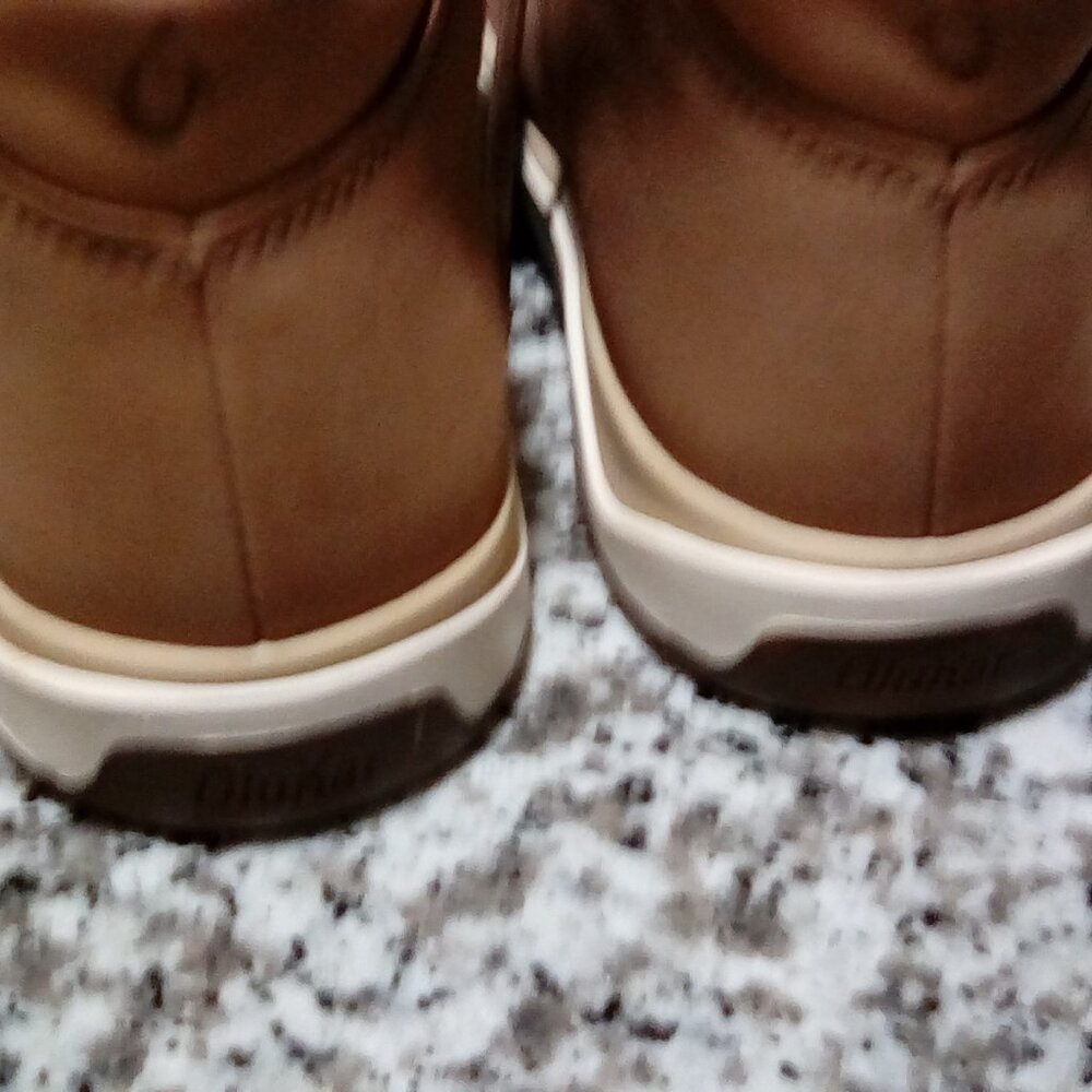 OluKai Water Resistance Ankle cut boots - Picture 7 of 10